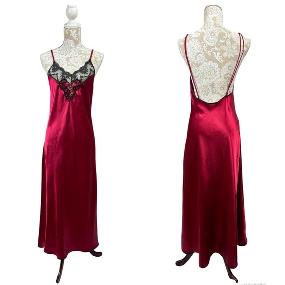 Vintage Vanity Fair Size Medium Nightgown Shiny Red Black Lace Slip Gown Dress - Picture 1 of 7